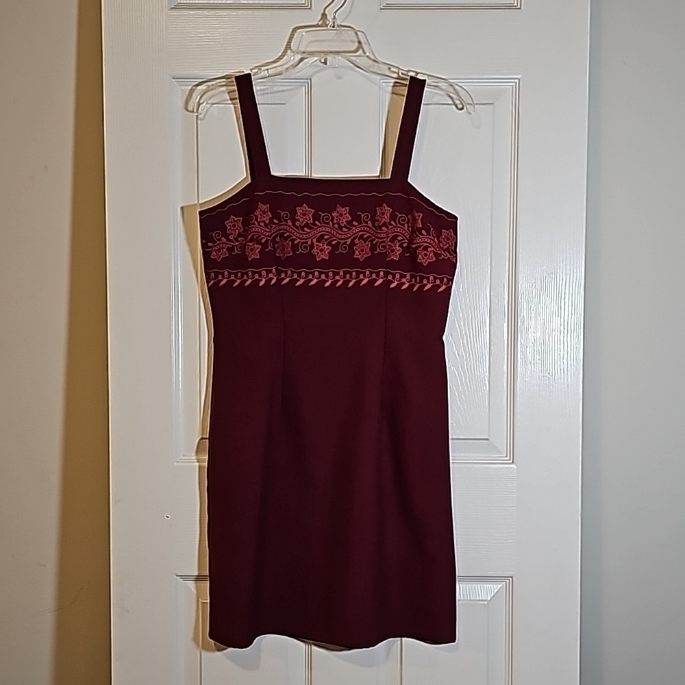 No Boundaries  Maroon Pink Sleeveless Midi Dress Size Medium